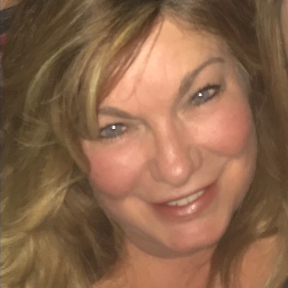 Meet your Posher, Melanie